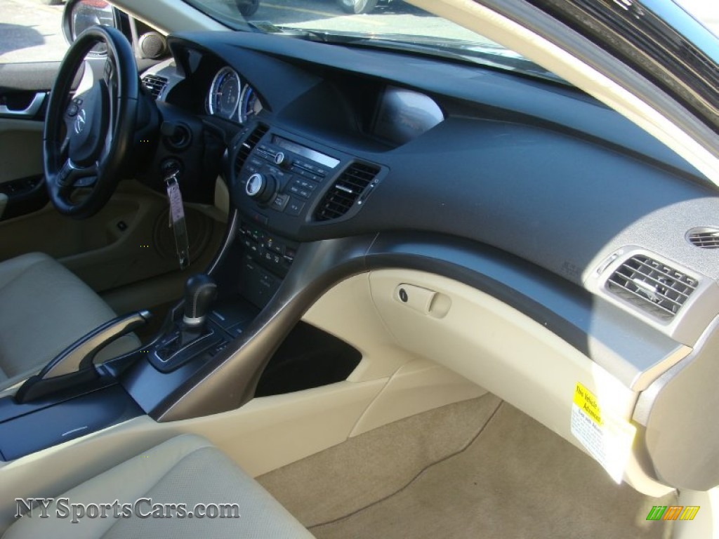 2012 TSX Technology Sedan - Crystal Black Pearl / Taupe photo #26
