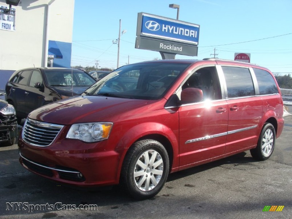 Deep Cherry Red Crystal Pearl / Dark Frost Beige/Medium Frost Beige Chrysler Town & Country Touring