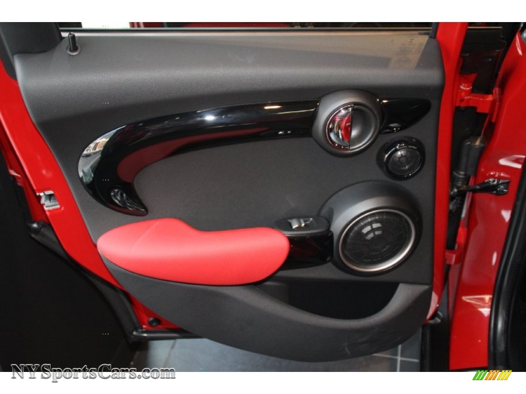 2015 Cooper S Hardtop 4 Door - Blazing Red Metallic / Carbon Black photo #9