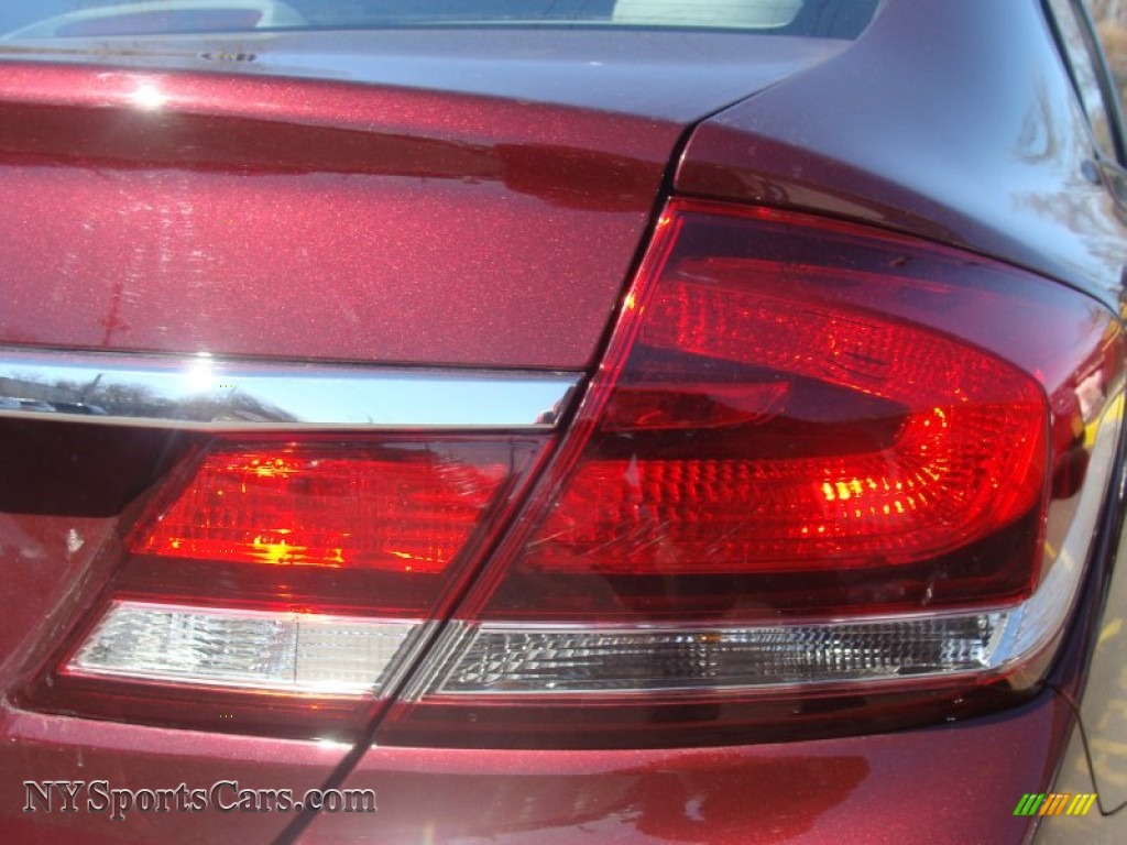 2013 Civic LX Sedan - Crimson Red Pearl / Beige photo #23