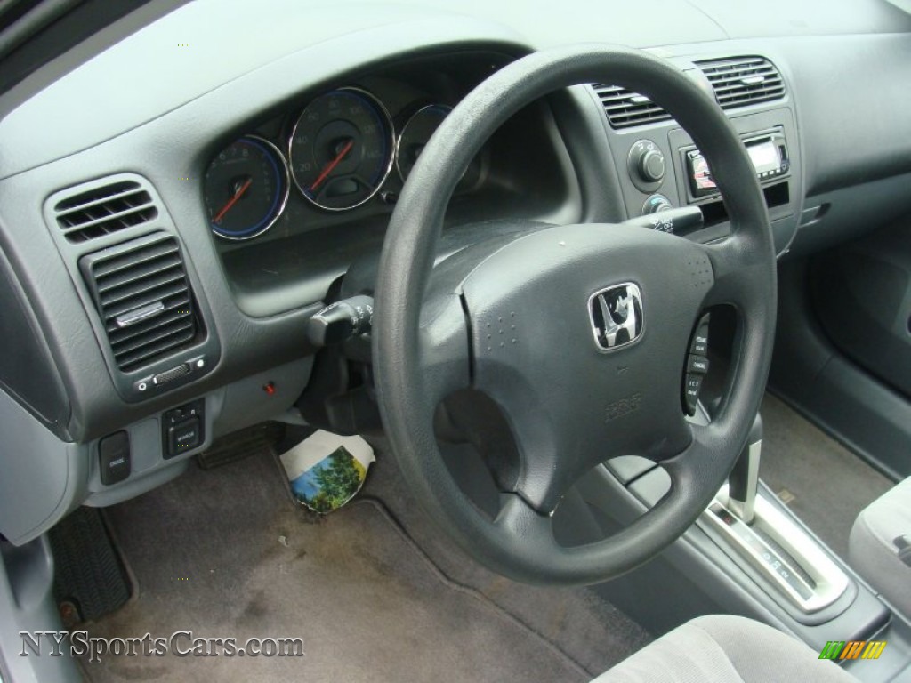 2005 Civic LX Sedan - Magnesium Metallic / Gray photo #9