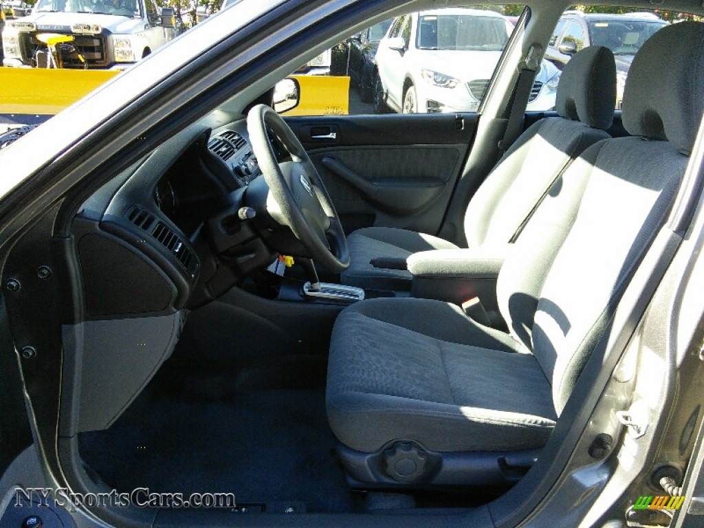 2005 Civic LX Sedan - Magnesium Metallic / Gray photo #8