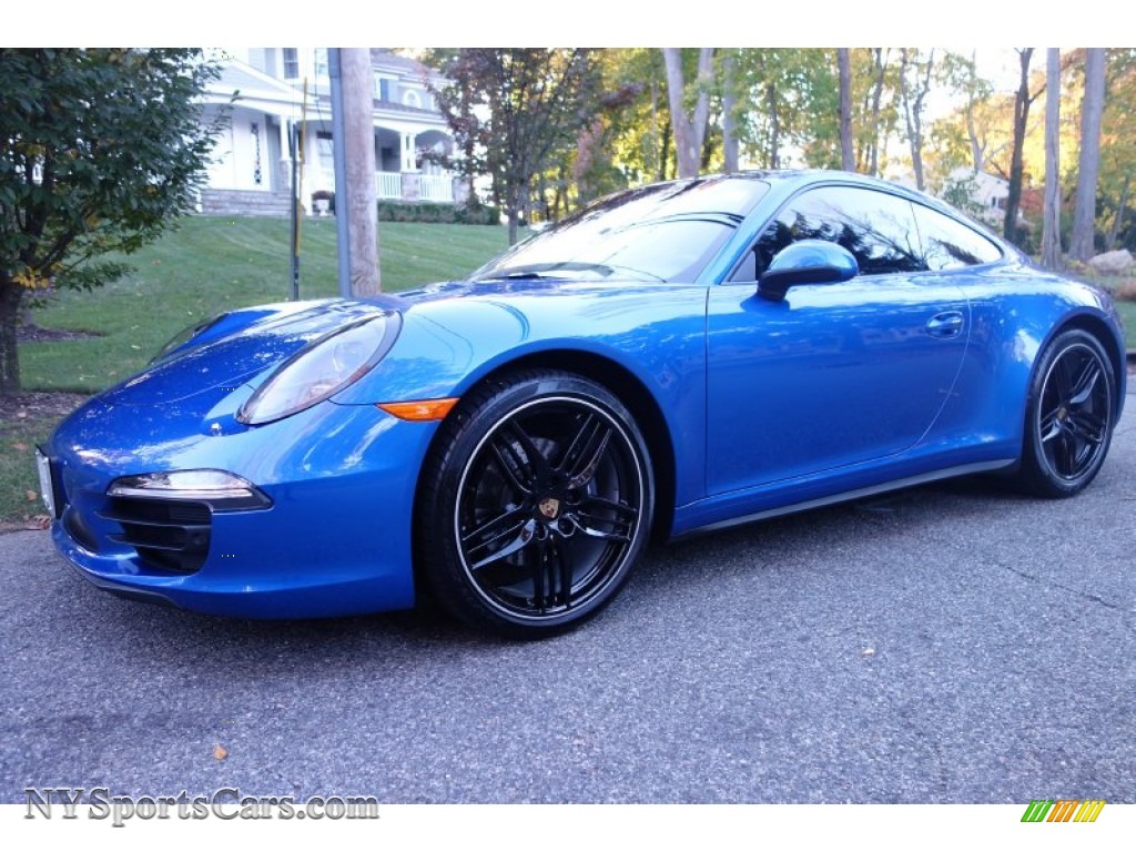 Sapphire Blue Metallic / Yachting Blue Porsche 911 Carrera 4 Coupe