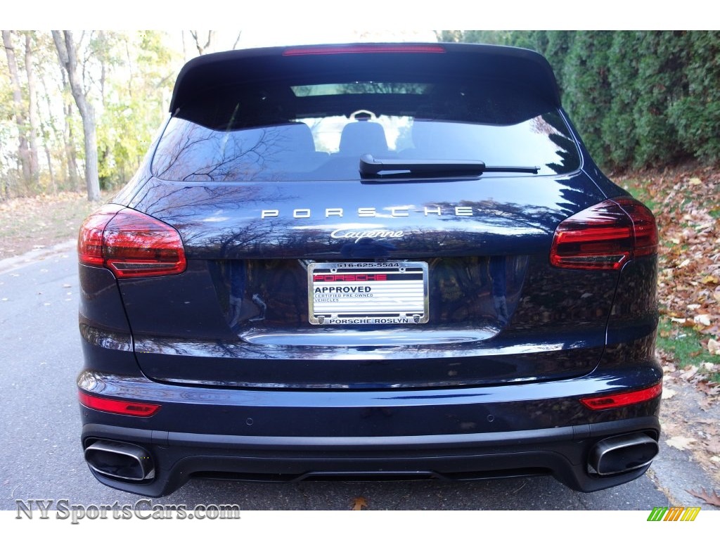 2016 Cayenne  - Moonlight Blue Metallic / Luxor Beige photo #5