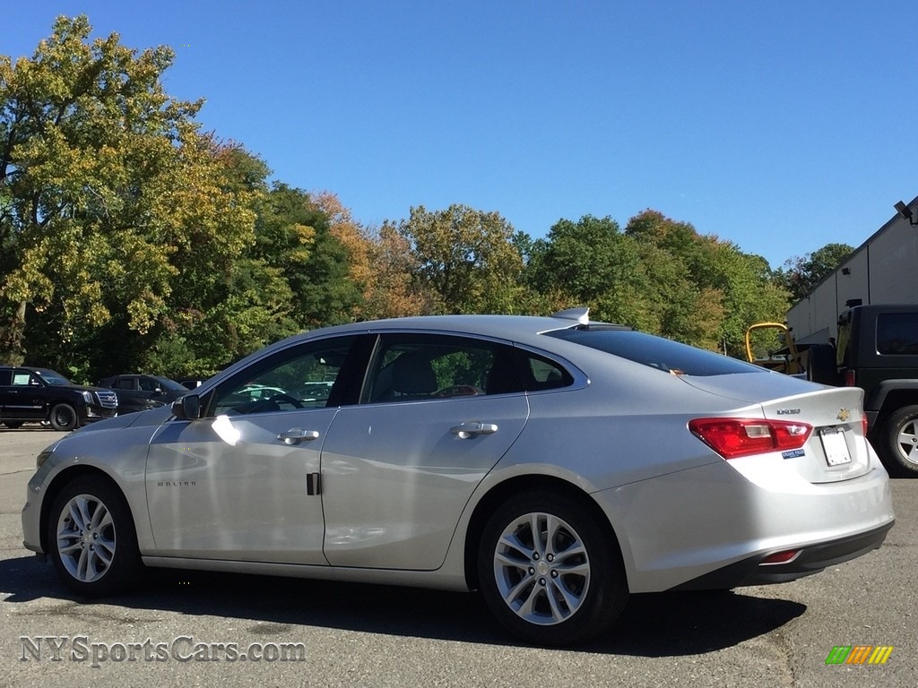 2017 Chevrolet Malibu LT in Silver Ice Metallic photo #6 - 118792