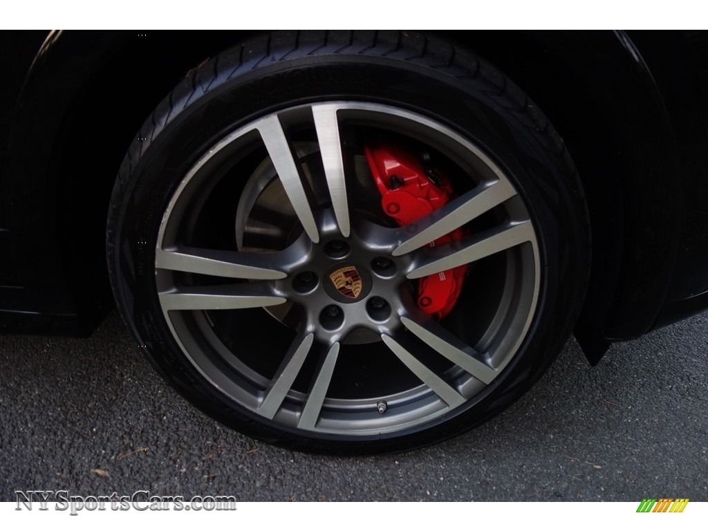 2014 Cayenne GTS - Black / GTS Black Leather/Alcantara w/Carmine Red photo #9