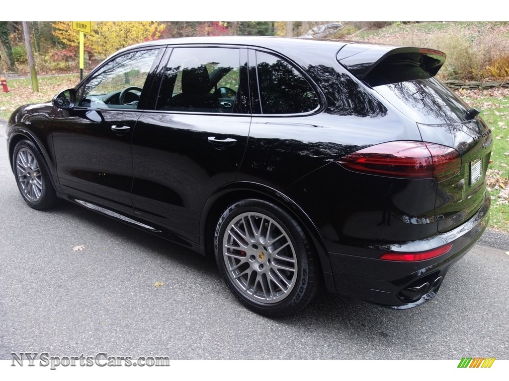 2016 Porsche Cayenne GTS in Black photo 4 A71712