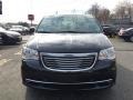 Chrysler Town & Country Touring Brilliant Black Crystal Pearl photo #2