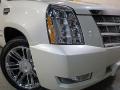 Cadillac Escalade ESV Platinum AWD White Diamond Tricoat photo #13