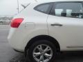 Nissan Rogue S AWD Pearl White photo #15