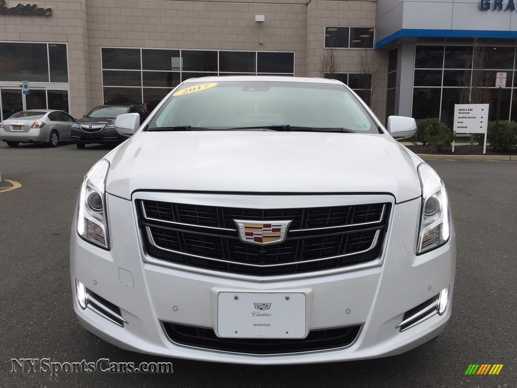 2017 XTS Luxury AWD - Crystal White Tricoat / Shale w/Cocoa Accents photo #3