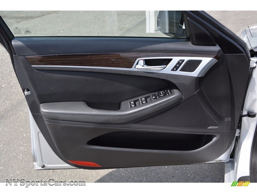2015 Genesis 3.8 Sedan - Santiago Silver / Black photo #8