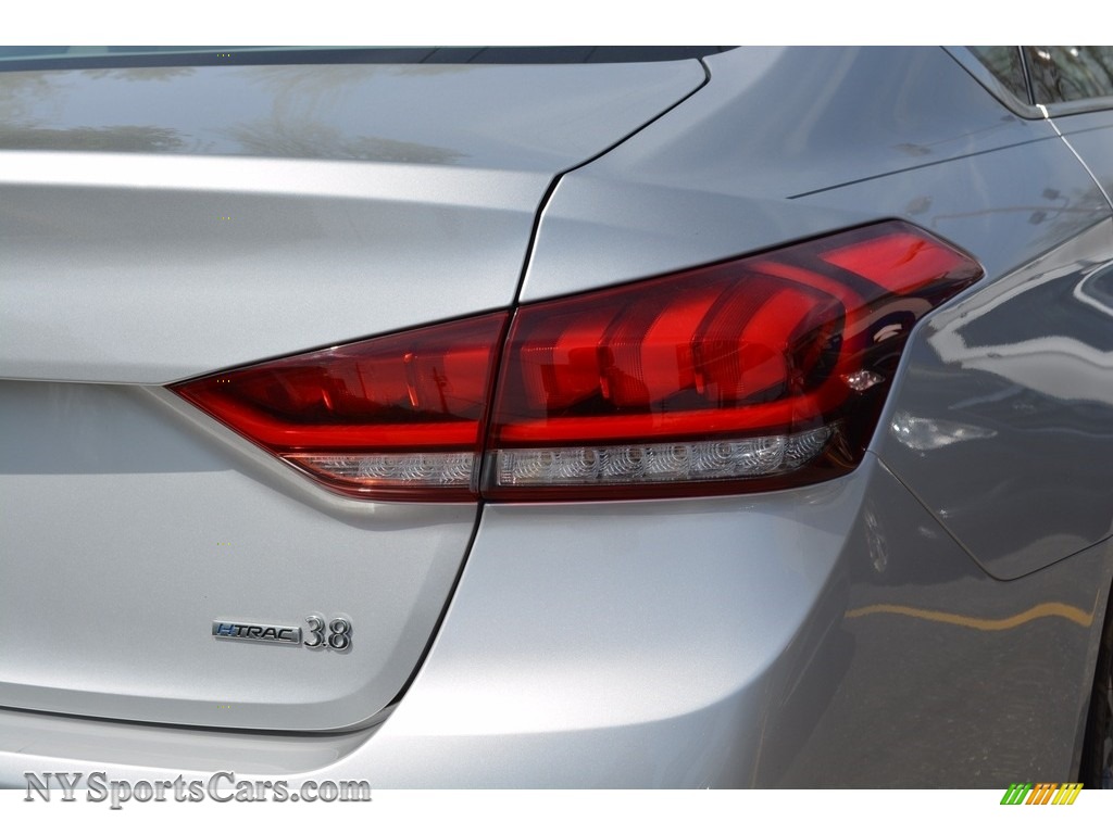 2015 Genesis 3.8 Sedan - Santiago Silver / Black photo #21