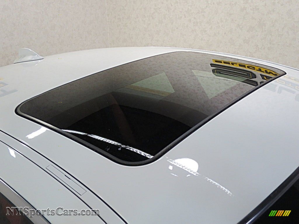 2011 3 Series 328i xDrive Coupe - Alpine White / Coral Red/Black Dakota Leather photo #9