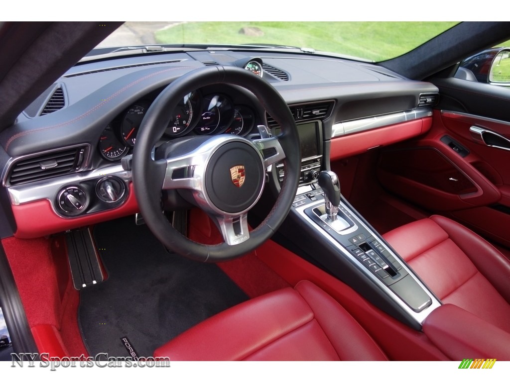 2015 911 Turbo Coupe - Black / Black/Garnet Red photo #21