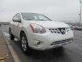 Nissan Rogue S AWD Pearl White photo #3