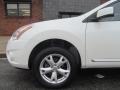 Nissan Rogue S AWD Pearl White photo #12
