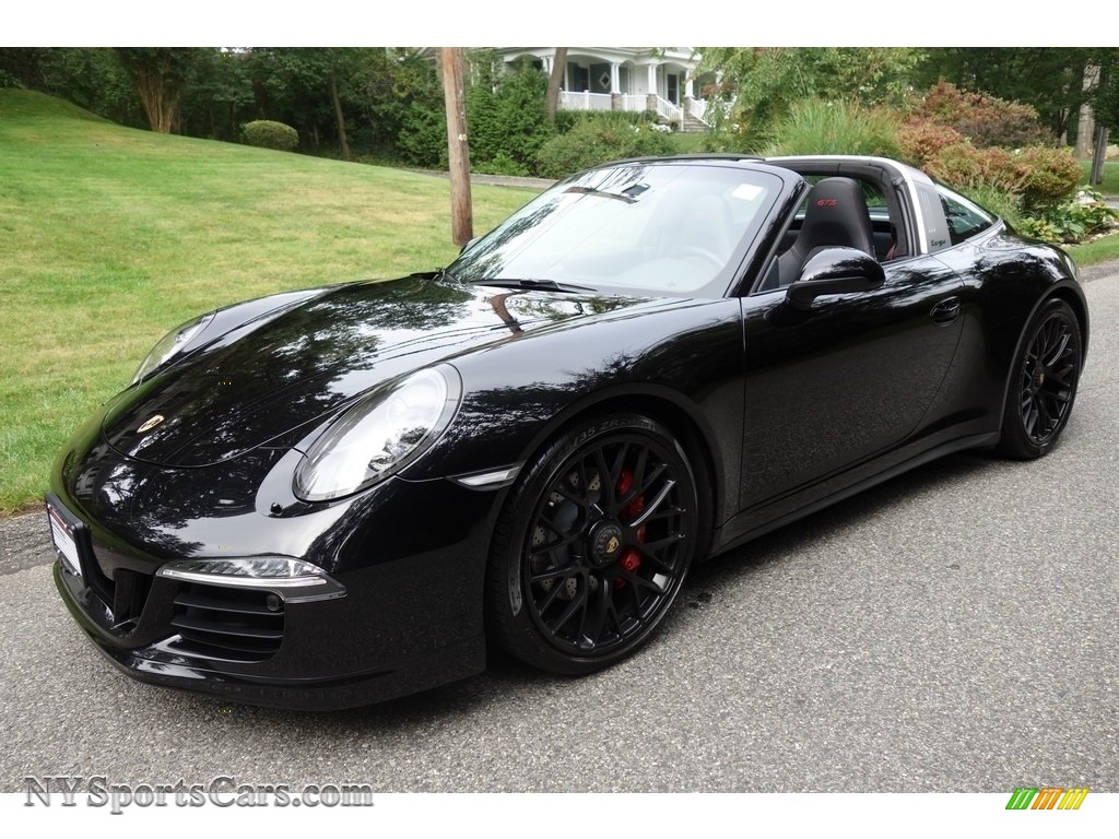 Jet Black Metallic / Black Porsche 911 Targa 4 GTS
