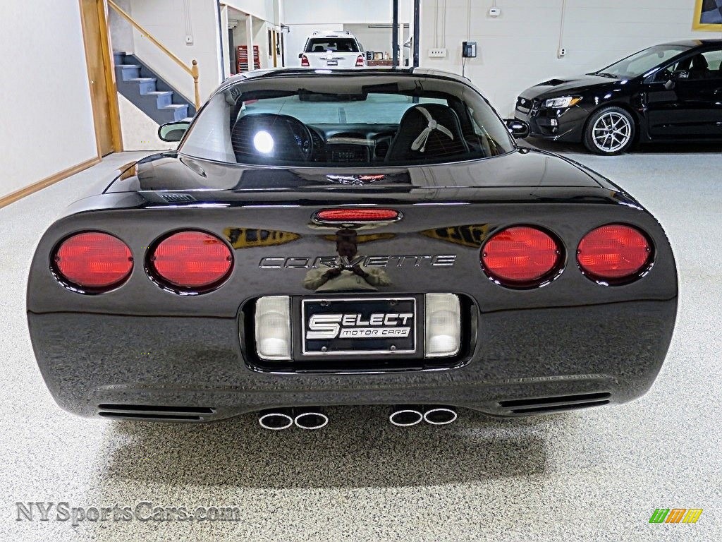 2004 Corvette Coupe - Black / Black photo #7