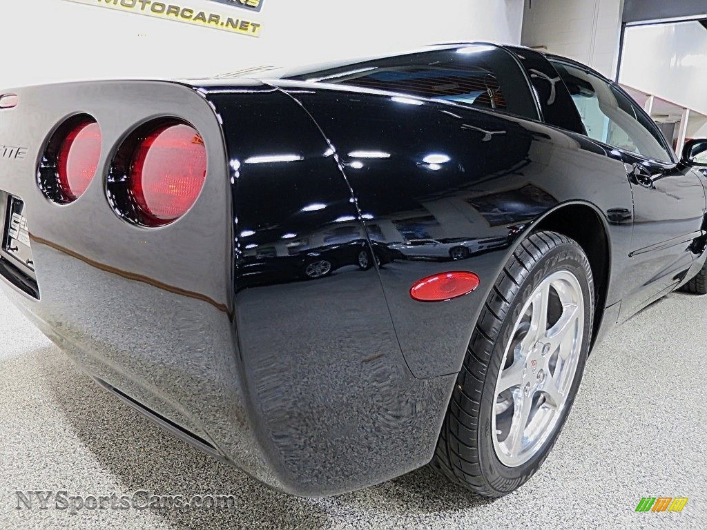 2004 Corvette Coupe - Black / Black photo #9