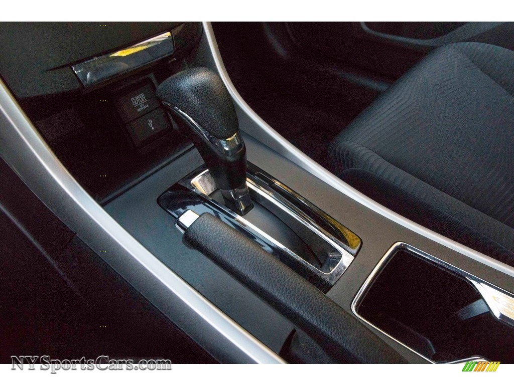 2015 Accord LX Sedan - Alabaster Silver Metallic / Black photo #16