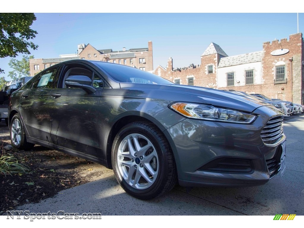 2014 Fusion SE - Sterling Gray / Charcoal Black photo #8