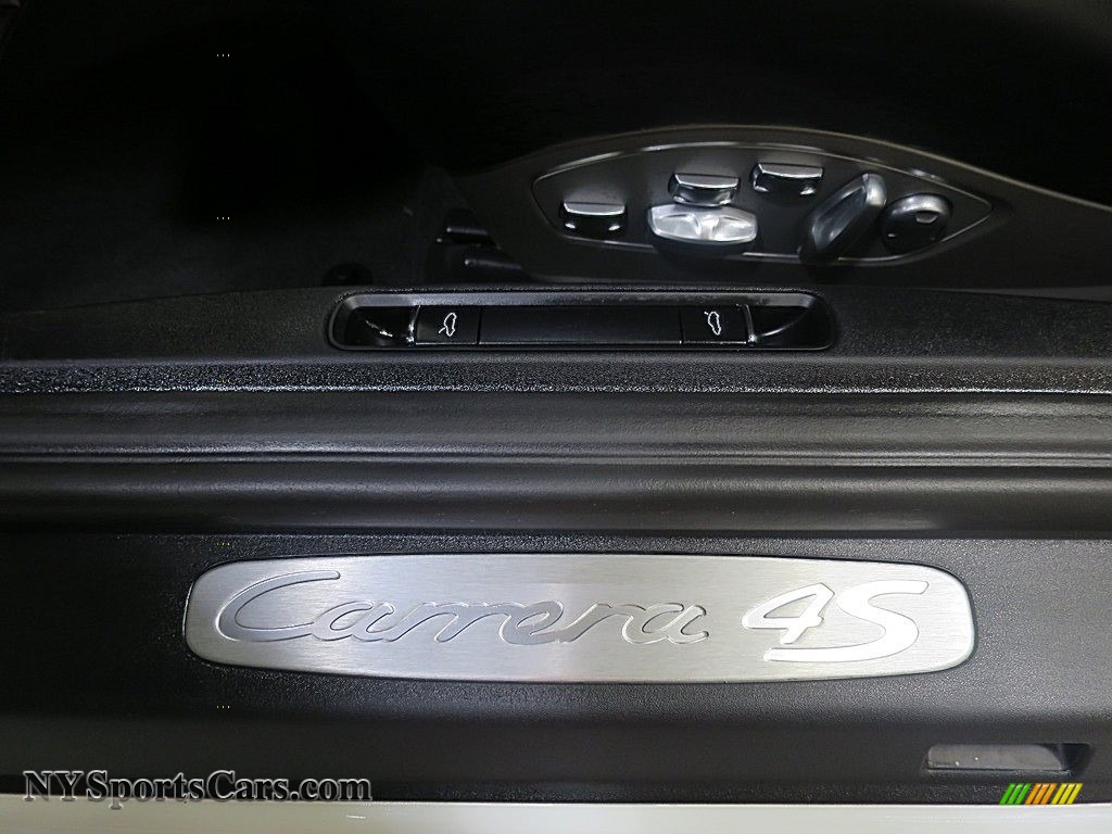 2017 911 Carrera 4S Coupe - Carrara White Metallic / Black photo #36