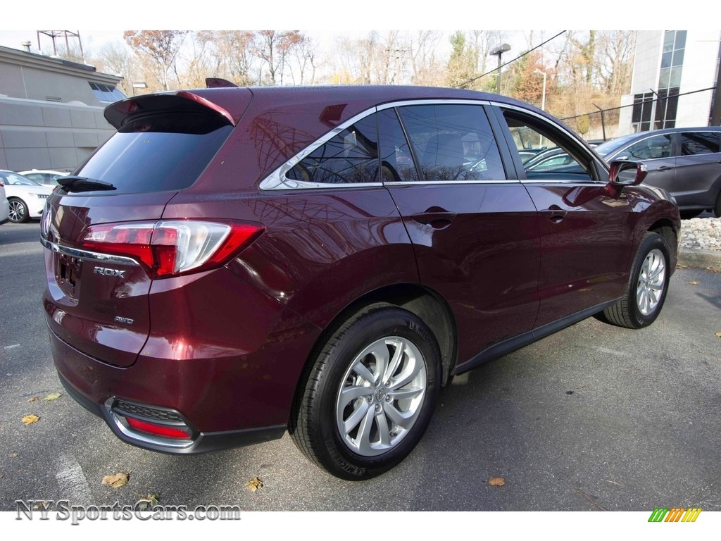 2017 RDX AWD - Basque Red Pearl II / Parchment photo #10