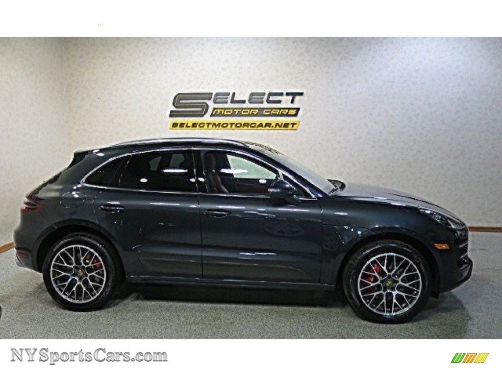 2017 Macan Turbo - Volcano Grey Metallic / Black/Garnet Red photo #5 2017 Macan Turbo - Volcano Grey Metallic / Black/Garnet Red photo #5