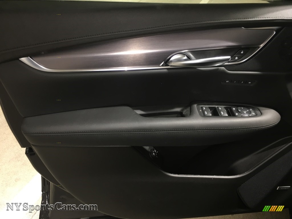 2018 XT5 Luxury AWD - Dark Granite Metallic / Jet Black photo #11