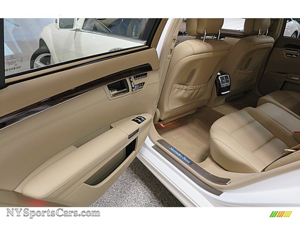 2013 S 550 4Matic Sedan - Diamond White Metallic / Cashmere/Savanna photo #18