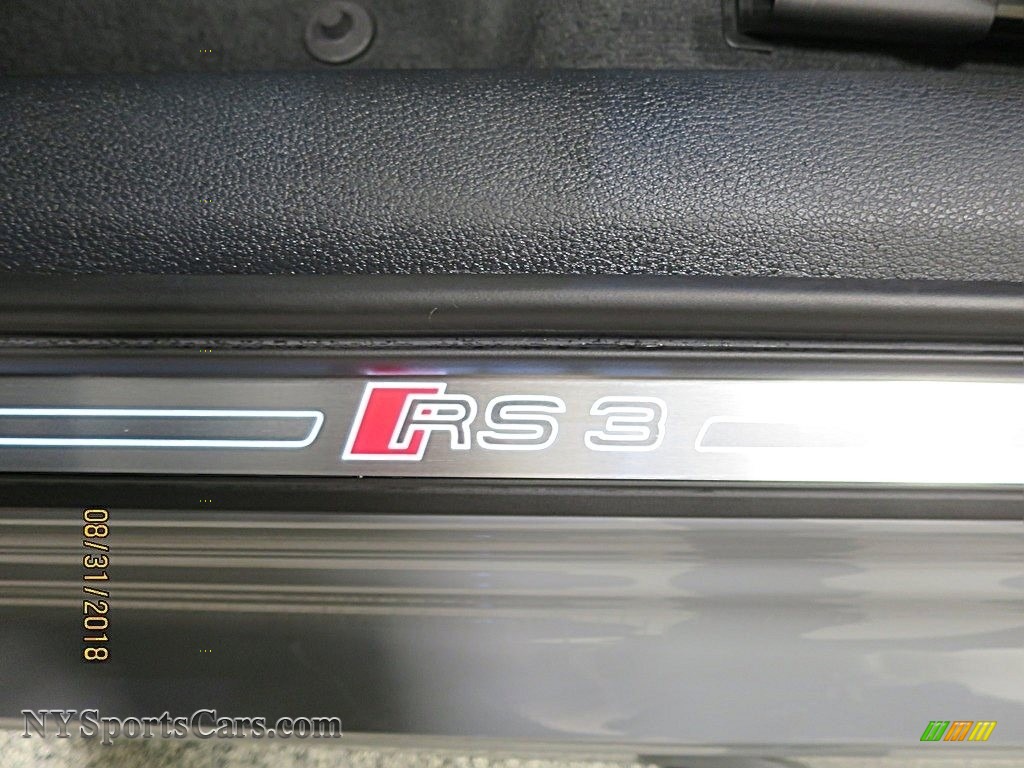 2018 RS 3 quattro Sedan - Nardo Gray / Black/Crescendo Red photo #31