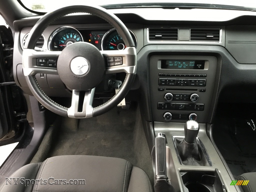 2014 Mustang V6 Premium Coupe - Black / Charcoal Black photo #13