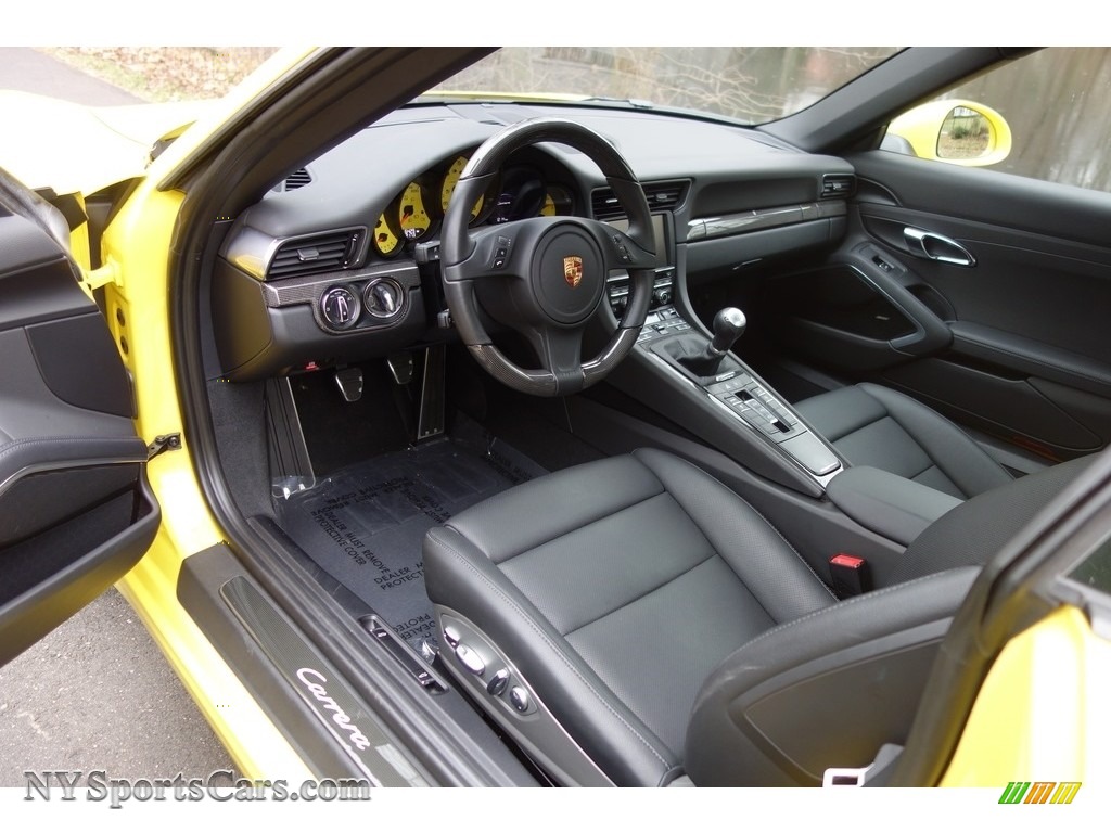 2016 911 Carrera Coupe - Racing Yellow / Black photo #10