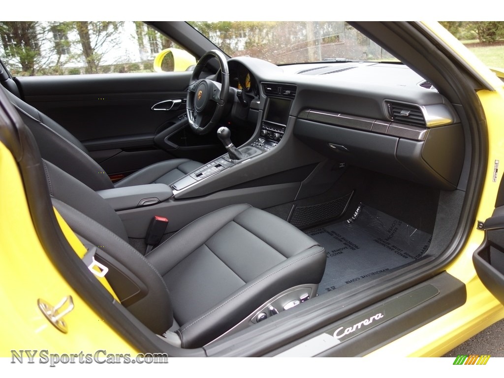 2016 911 Carrera Coupe - Racing Yellow / Black photo #12