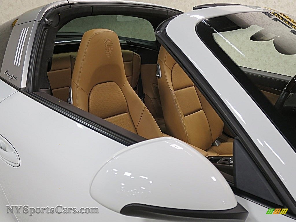 2015 911 Targa 4S - White / Espresso/Cognac Natural Leather photo #12