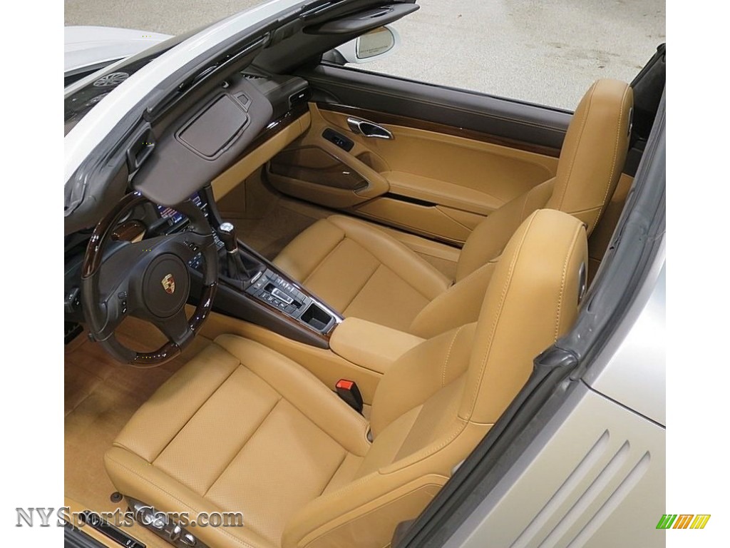 2015 911 Targa 4S - White / Espresso/Cognac Natural Leather photo #19