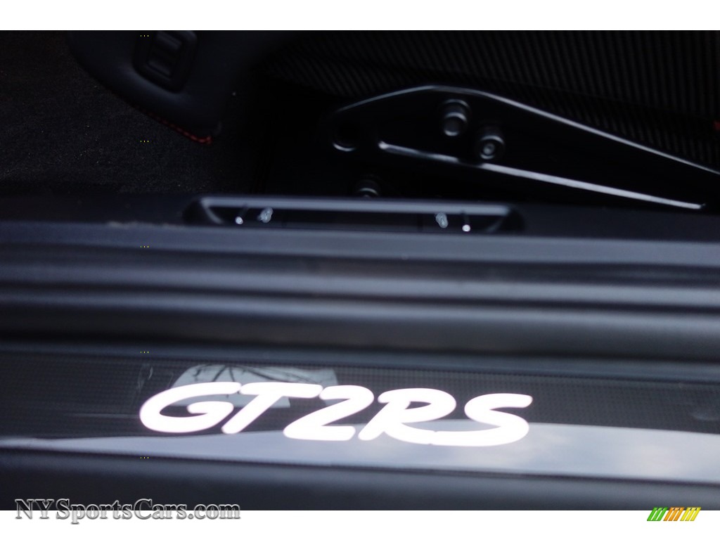 2018 911 GT2 RS - GT Silver Metallic / Black w/Red Alcantara photo #25