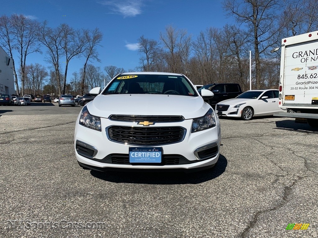 2016 Chevrolet Cruze Limited LT in Summit White photo 7