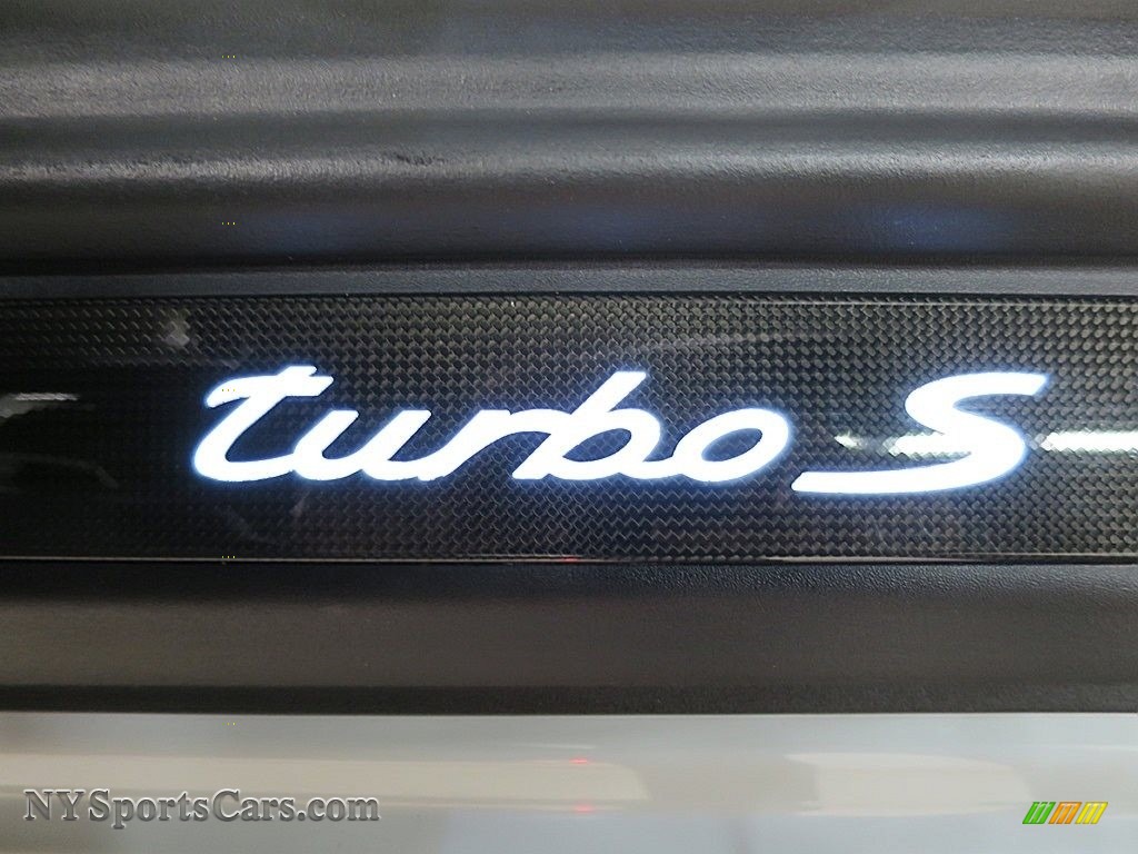 2015 911 Turbo S Coupe - White / Black/Luxor Beige photo #35