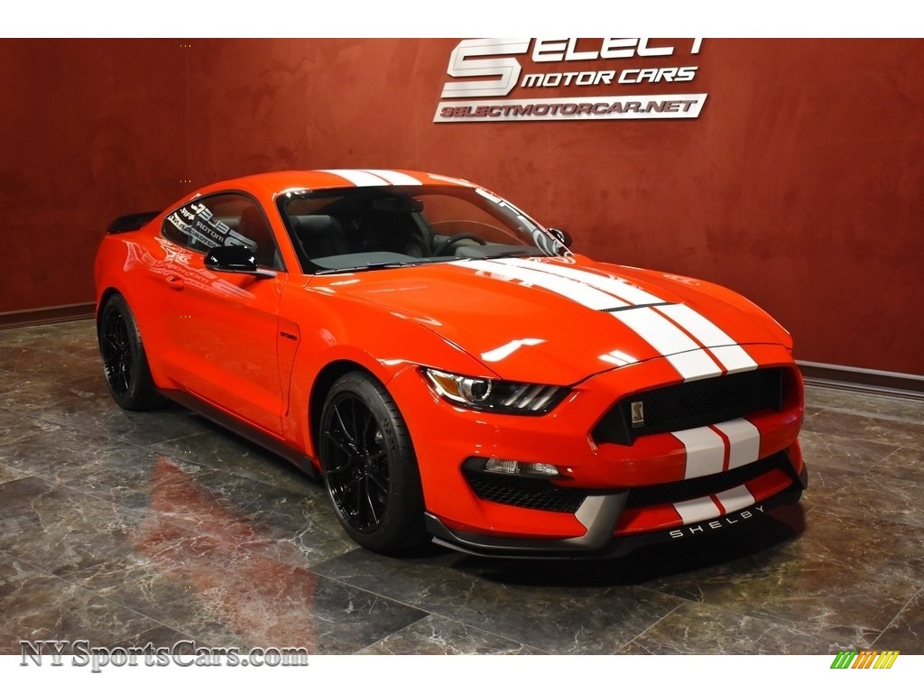 2019 Mustang Shelby GT350 - Race Red / GT350 Ebony Recaro Cloth/Miko Suede photo #4