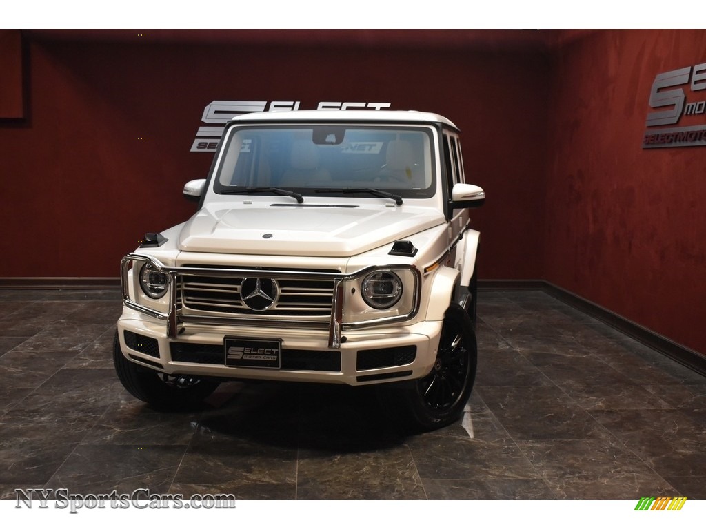 designo Diamond White Metallic / Macchiato Beige/Espresso Brown Mercedes-Benz G 550