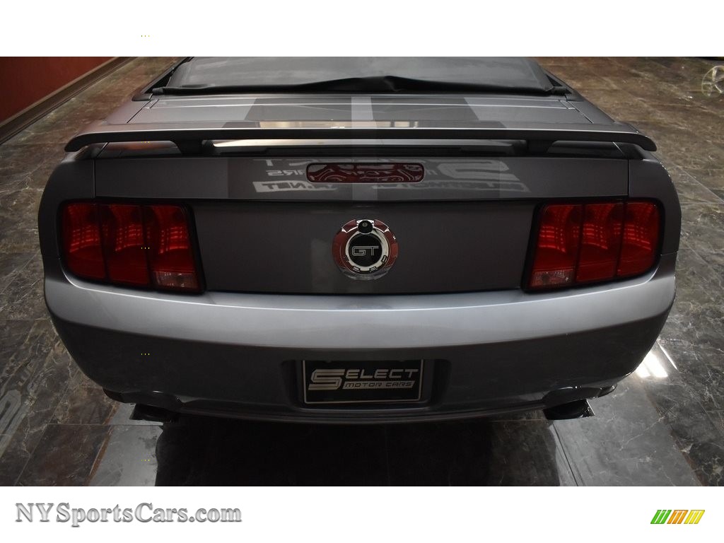 2006 Mustang GT Premium Convertible - Tungsten Grey Metallic / Red/Dark Charcoal photo #8