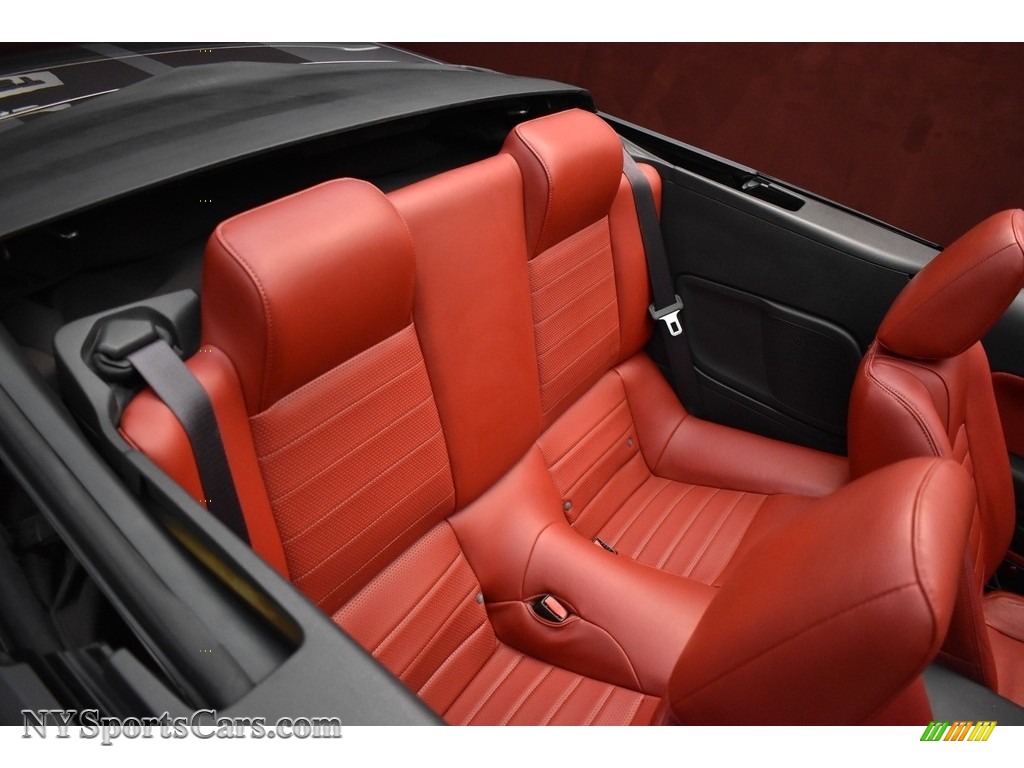 2006 Mustang GT Premium Convertible - Tungsten Grey Metallic / Red/Dark Charcoal photo #13