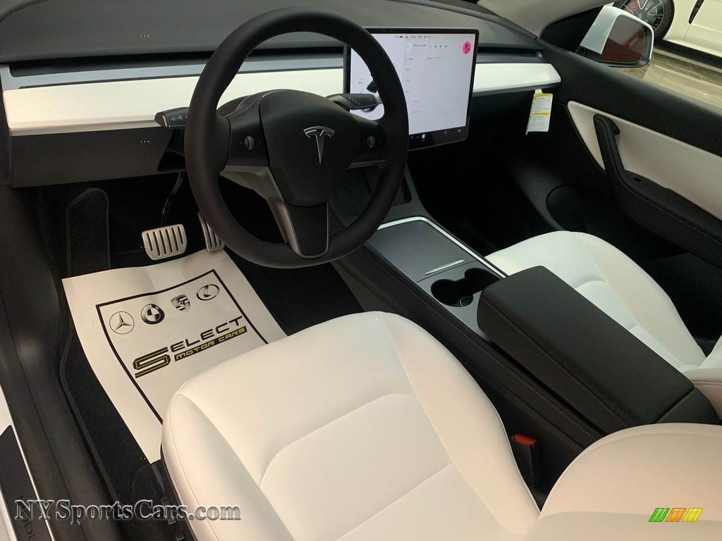 2022 Model Y Performance AWD - Pearl White Multi-Coat / White/Black photo #9