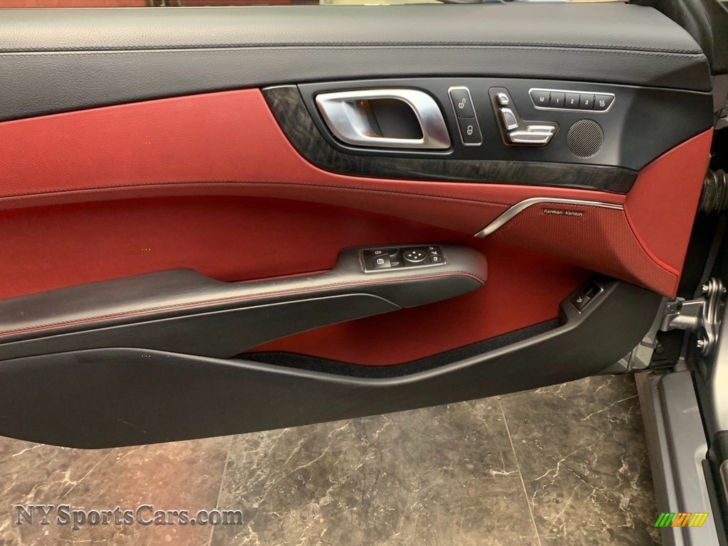 2014 SL 550 Roadster - Paladium Silver Metallic / designo Classic Red photo #17