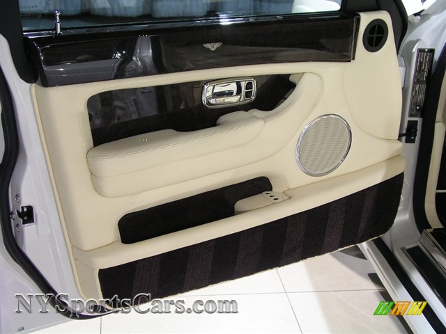 09 Bentley Arnage R In Ghost White Pearlescent Photo 14 X Nysportscars Com Cars For Sale In New York