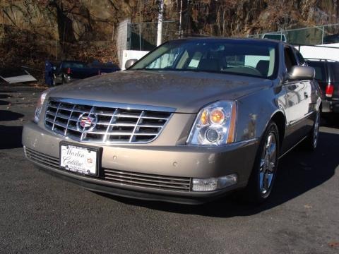 Radiant Bronze Metallic 2006 Cadillac DTS Luxury