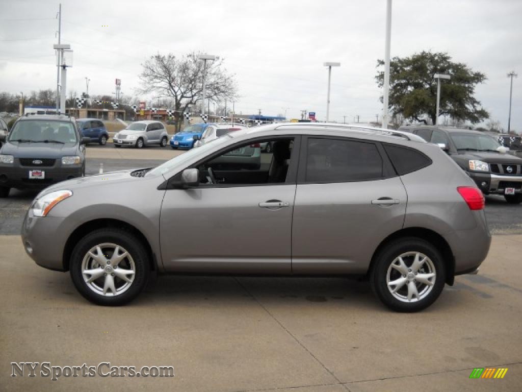 Gotham Gray / Black Nissan Rogue SL