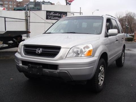 Starlight Silver Metallic 2004 Honda Pilot EX 4WD